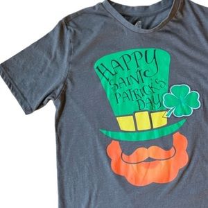 ADTN Happy Saint Patrick’s Day Leprechaun T-Shirt Size Gray Green Orange Yellow